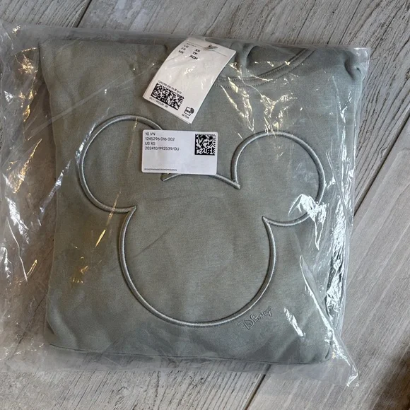 NEVER USED! H&M Disney Hoodie - Picture 2 of 3